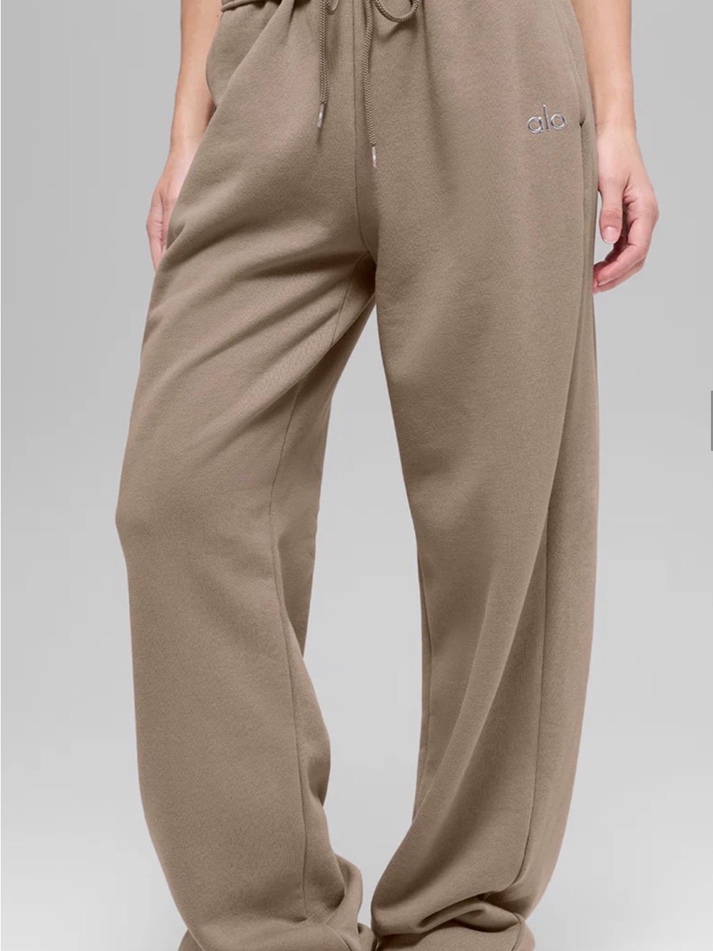 ALO Yoga Accolade Sweatpant in Gravel Medium